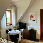 Goscinne Zlote Modrzewie بيت ضيافة