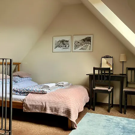 Goscinne Zlote Modrzewie