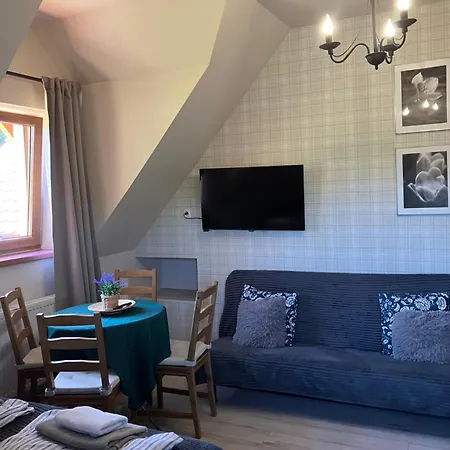 Goscinne Zlote Modrzewie