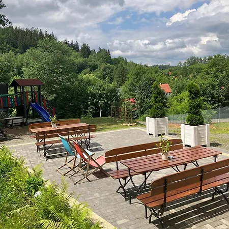 Goscinne Zlote Modrzewie بيت ضيافة دوشنيكي زدروي