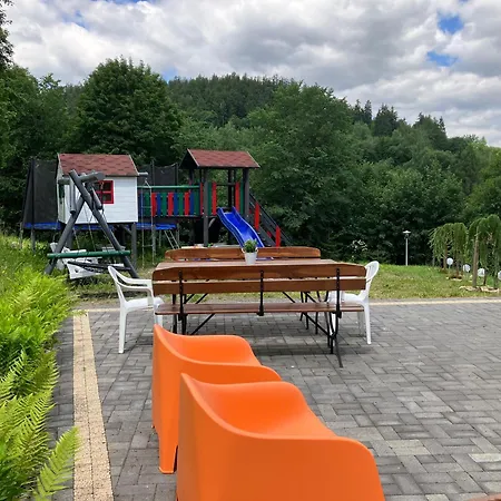 Goscinne Zlote Modrzewie