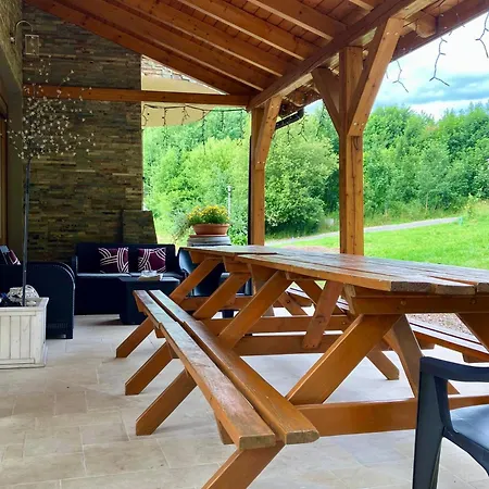 Goscinne Zlote Modrzewie بيت ضيافة