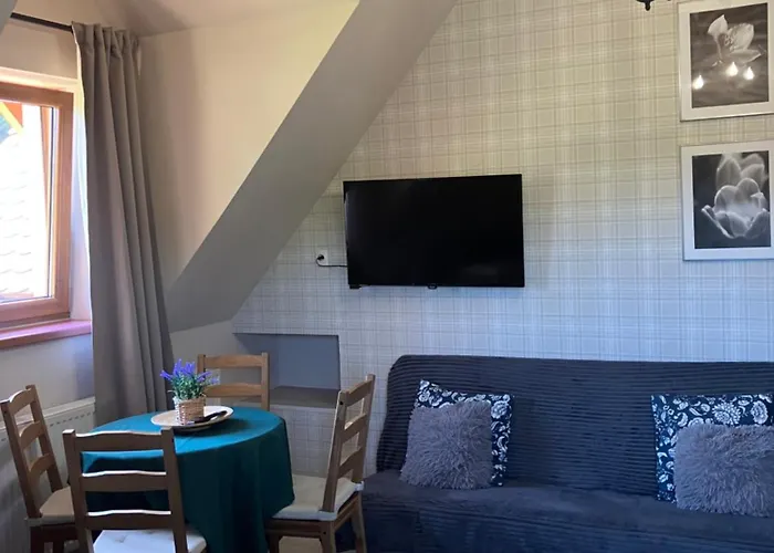 Goscinne Zlote Modrzewie